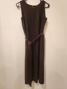 Ann Taylor Factory - Sleeveless Brown Pleated Midi Dress with Tie Belt XS-M